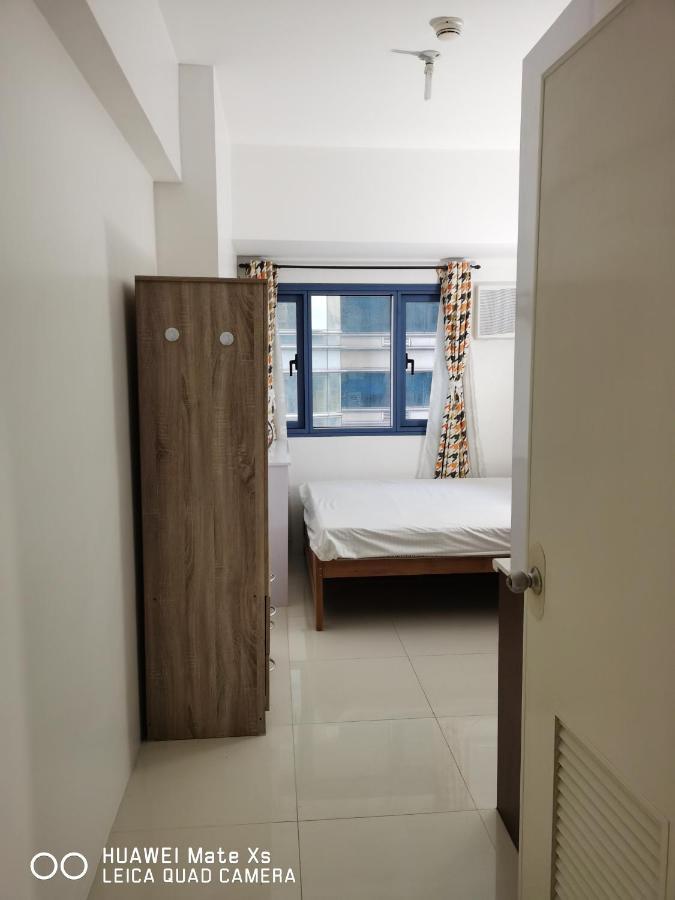 Grand Riviera Suites Apartment Manila Exterior photo